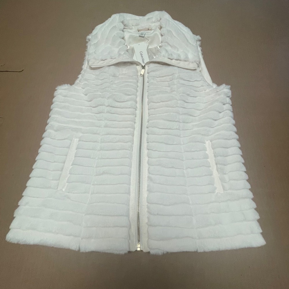 Calvin Klein Faux Fur Vest M Vanilla Off White Cream Grooved Full Zip NWT $149